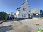 Woning à vendre à Mouscron, 4 chambres, 362 kWh/m²/jaar, 4 kamers, 141 m², Vrijstaande woning