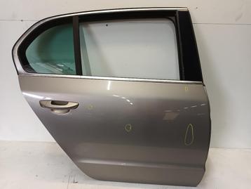 PORTIER RECHTS ACHTER Skoda Superb (3TAA) (01-2008/05-2015) beschikbaar voor biedingen
