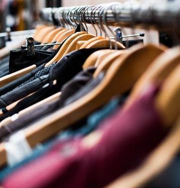 250kg textiel kleding dameskleding herenkleding kinderkledin beschikbaar voor biedingen