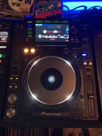 2x cdj 2000 nxs beschikbaar voor biedingen