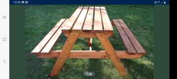 Houten picknick tafel in mooie staat  beschikbaar voor biedingen