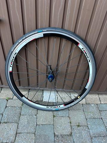 Token c30 A achterwiel carbon beschikbaar voor biedingen