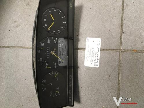 Mercedes w123 2.0 diesel '85, Auto-onderdelen, Dashboard en Schakelaars, Gebruikt, Ophalen of Verzenden