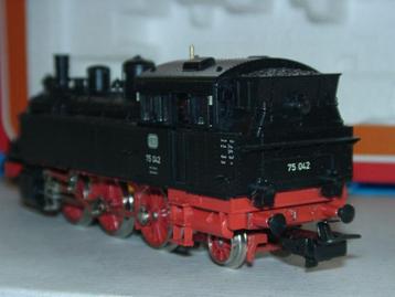 Marklin 3313 ( DB) beschikbaar voor biedingen