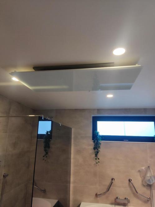 Infraroodverwarming 600 Watt, Doe-het-zelf en Bouw, Verwarming en Radiatoren, Zo goed als nieuw, Radiator, 500 tot 800 watt, 80 cm of meer