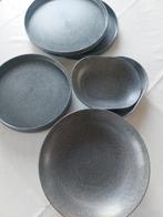 Hard robuust plastiek bordenset, Huis en Inrichting, Keuken | Servies, Ophalen, Nieuw, Bord(en)