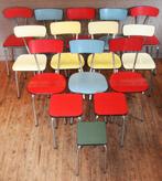 Formica Stoelen / Geel Blauw Rood Bruin Hagelwit Lichtgrijs, Huis en Inrichting, Stoelen, Ophalen, Zo goed als nieuw, Metaal, Vintage / Jaren 60