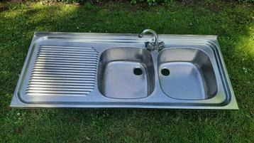 spoelbak inox / dubbele spoelbak / pompbak met kraan beschikbaar voor biedingen