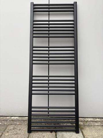 Handdoekradiator 1600x600 Zonder beugel beschikbaar voor biedingen