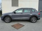 Volkswagen Tiguan 1.5TSI 150PK LIFE DSG (bj 2023, automaat), Auto's, Automaat, 4 cilinders, Leder en Stof, Bedrijf