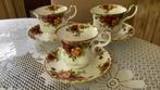 3 kop en schotels Royal Albert, Old Country Roses., Antiek en Kunst, Ophalen of Verzenden