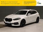 BMW 118   i OPF CARPLAY FULL LED, Auto's, 1 Reeks, Zwart, 136 pk, Wit