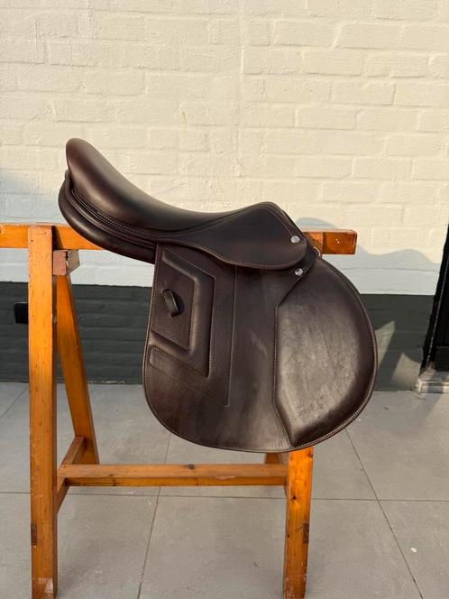 Prestige Renaissance Springzadel, Dieren en Toebehoren, Paarden en Pony's | Zadels, Zo goed als nieuw, Springen, Ophalen of Verzenden