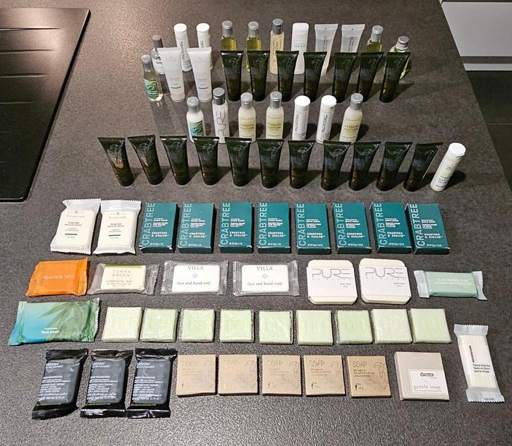 Lot douchegel, conditioner, shampoo, zeep ( 77 stuks ), Sport en Fitness, Gezondheidsproducten en Wellness, Nieuw, Badproduct