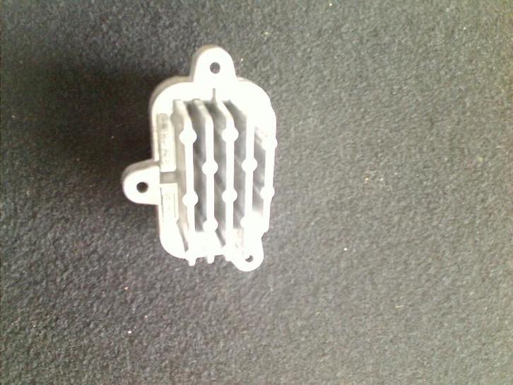 XENON STARTER Skoda Kodiaq (PSAC) (01-2024/-) (00224033), Auto-onderdelen, Verlichting, Skoda, Gebruikt