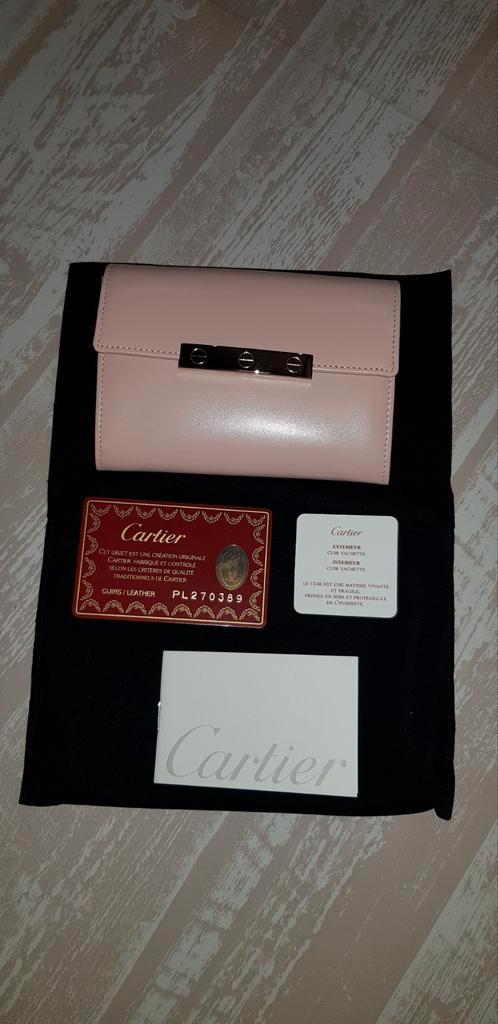 Cartier portemonnee L300074701, Handtassen en Accessoires, Portemonnees, Nieuw, Overige merken, Roze, Leder, Met knipsluiting