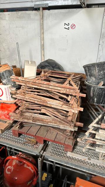 Balkklemmen te koop beschikbaar voor biedingen