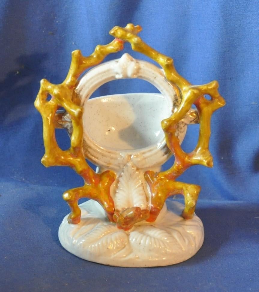 porte montre gousset en porcelaine decor corail, Antiquités & Art, Enlèvement ou Envoi