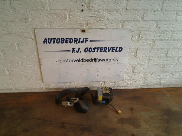 Ceinture de sécurité avant droite d'un Volkswagen Beetle, Autos : Pièces & Accessoires, Habitacle & Garnissage, Volkswagen, Utilisé