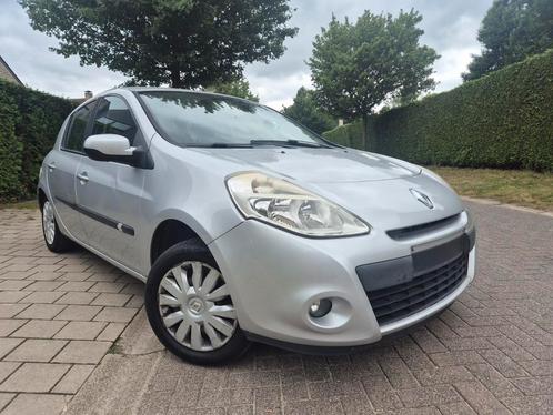 Renault clio 1.2 benzine  Navigatie Airco Gekeurd, Auto's, Renault, Bedrijf, Te koop, Clio, ABS, Adaptieve lichten, Airbags, Airconditioning