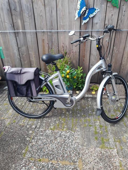 Flyer damesfiets, Fietsen en Brommers, Elektrische fietsen, Gebruikt, Overige merken, 50 km per accu of meer, Ophalen