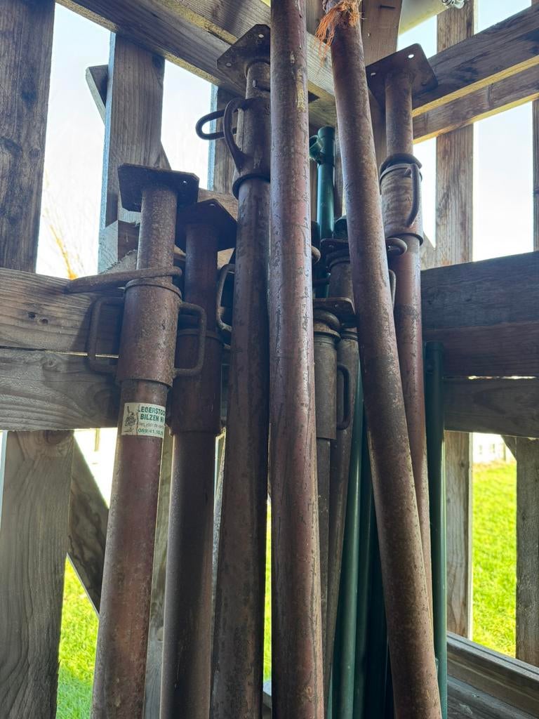 Échafaudage 8 pièces de différentes longueurs, Bricolage & Construction, Outillage | Autres Machines, Enlèvement, Comme neuf