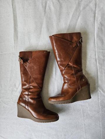 Leren UGG laarzen maat 37, Kleding | Dames, Schoenen, Hoge laarzen, Bruin, Ophalen of Verzenden, Gedragen