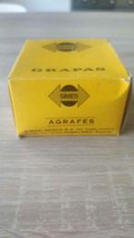Gros lot de 5000 agrafes A-20 plastifiées vertes clôture, Enlèvement ou Envoi, Neuf, Fer, Autres types