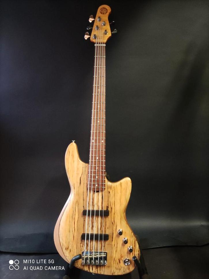 Handgebouwde unieke 5 snaren jazz bass, Musique & Instruments, Instruments à corde | Guitares | Basses, Comme neuf, Électrique