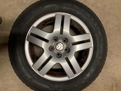 4 zilveren aluminium velgen (15 inch) met Zomerbanden (VW), Auto diversen, Overige Auto diversen, Ophalen