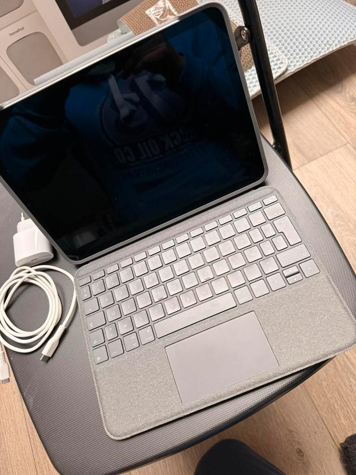 Apple iPad Air (5th generation), Informatique & Logiciels, Apple iPad Tablettes, Autres modèles, Wi-Fi, 10 pouces, Autres couleurs