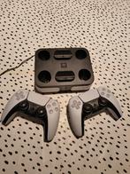2 ps5 controllers inc. laadstation, Enlèvement ou Envoi, Comme neuf, Playstation 5
