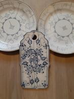 Antieke broodplank en 2 vintage borden, Antiek en Kunst, Ophalen of Verzenden