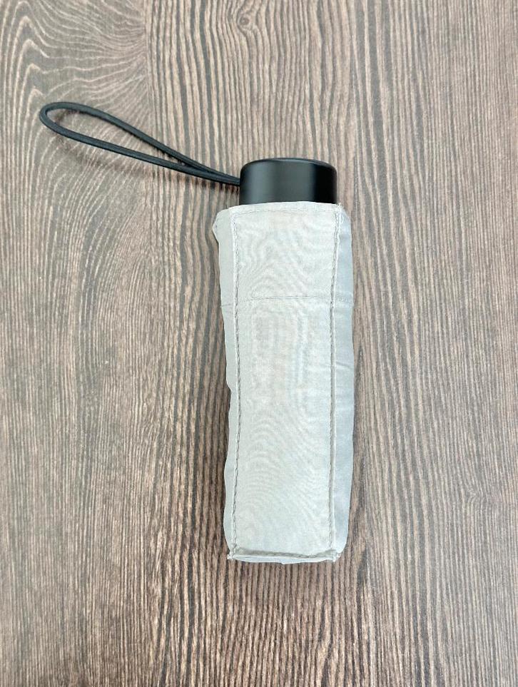 Petit parapluie Esprit NEW, Handtassen en Accessoires, Paraplu's, Nieuw, Grijs, Ophalen