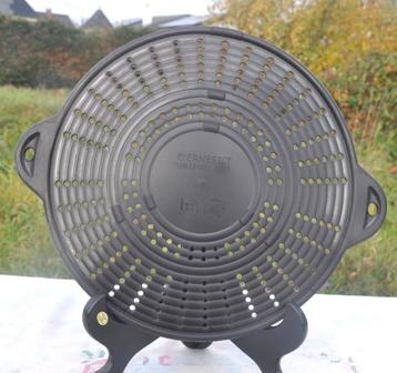 égouttoir pour casserole 28 cm   beschikbaar voor biedingen