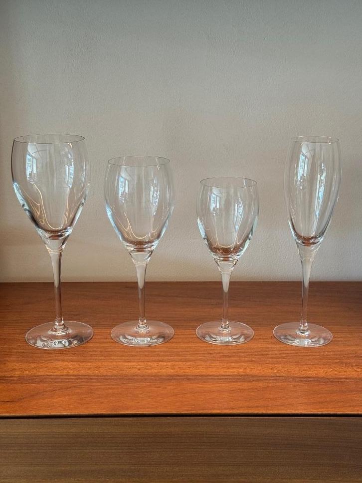 Christofle crystal glazen - Albi - 48 stuks - per doos €175, Antiek en Kunst, Antiek | Glaswerk en Kristal, Ophalen