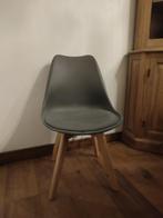 Grijze stoel, Huis en Inrichting, Stoelen, Gebruikt, Ophalen, Hout, Eén