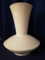 Vase en porcelaine de Meissen, Antiquités & Art, Antiquités | Porcelaine, Enlèvement ou Envoi