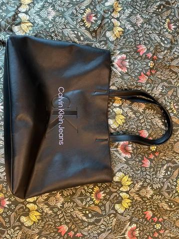 Tas van Calvin Klein beschikbaar voor biedingen