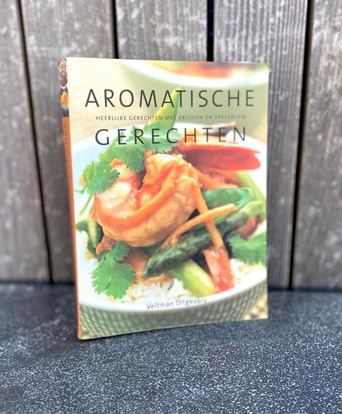 Aromatische Gerechten - Veltman Uitgevers, Boeken, Kookboeken, Zo goed als nieuw, Ophalen of Verzenden