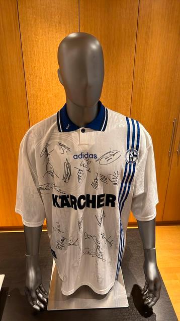 Maillot retro Wilmots Schalke 04 96/97 dédicacé par l’équipe