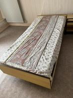 Vintage studenten slaapkamer, Huis en Inrichting, Slaapkamer | Bedden, Ophalen, Gebruikt
