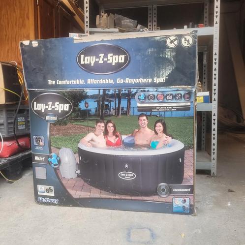 Lay-z-spa, Tuin en Terras, Bubbelbaden en Hottubs, Zo goed als nieuw, Ophalen