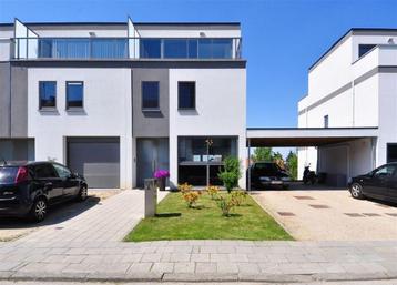 Huis te huur in Beersel, 3 slpks beschikbaar voor biedingen