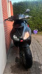 alprilla sr 50, Fietsen en Brommers, Scooters | Aprilia, Ophalen, Tweetakt, Gebruikt, SR 50