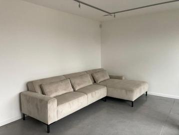 Zetel met chaise longue  beschikbaar voor biedingen