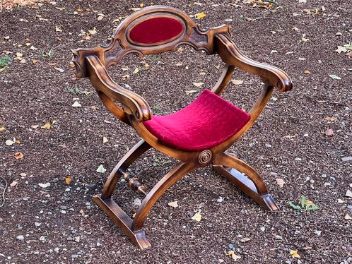 Dagobertstoel in goede vintage conditie, Antiek en Kunst, Antiek | Meubels | Stoelen en Sofa's, Ophalen