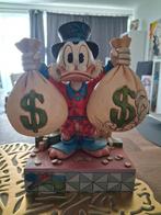 Les traditions Disney. Une mine de richesses. Statue retrait, Enlèvement