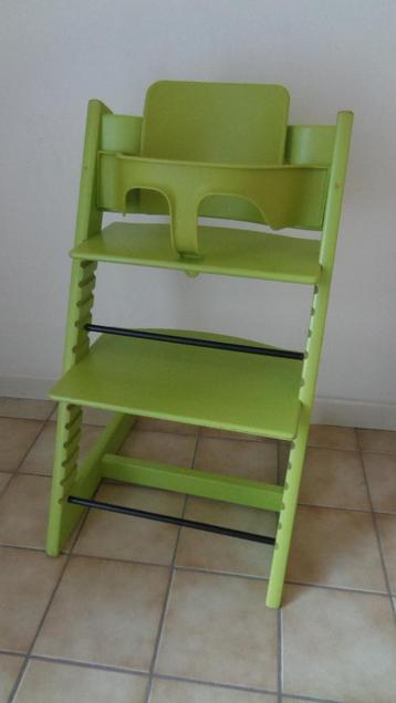 Tripp trapp stoel van stokke met babyset beschikbaar voor biedingen