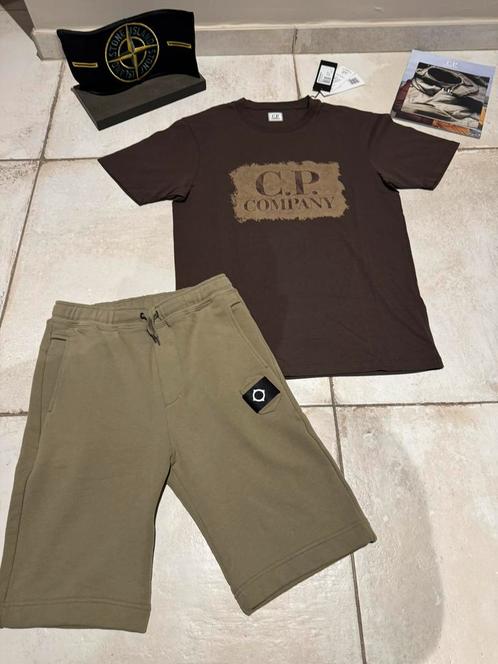 Nieuw origineel casual CP Company T-shirt Medium Large, Vêtements | Hommes, T-shirts, Neuf, Brun, Enlèvement ou Envoi